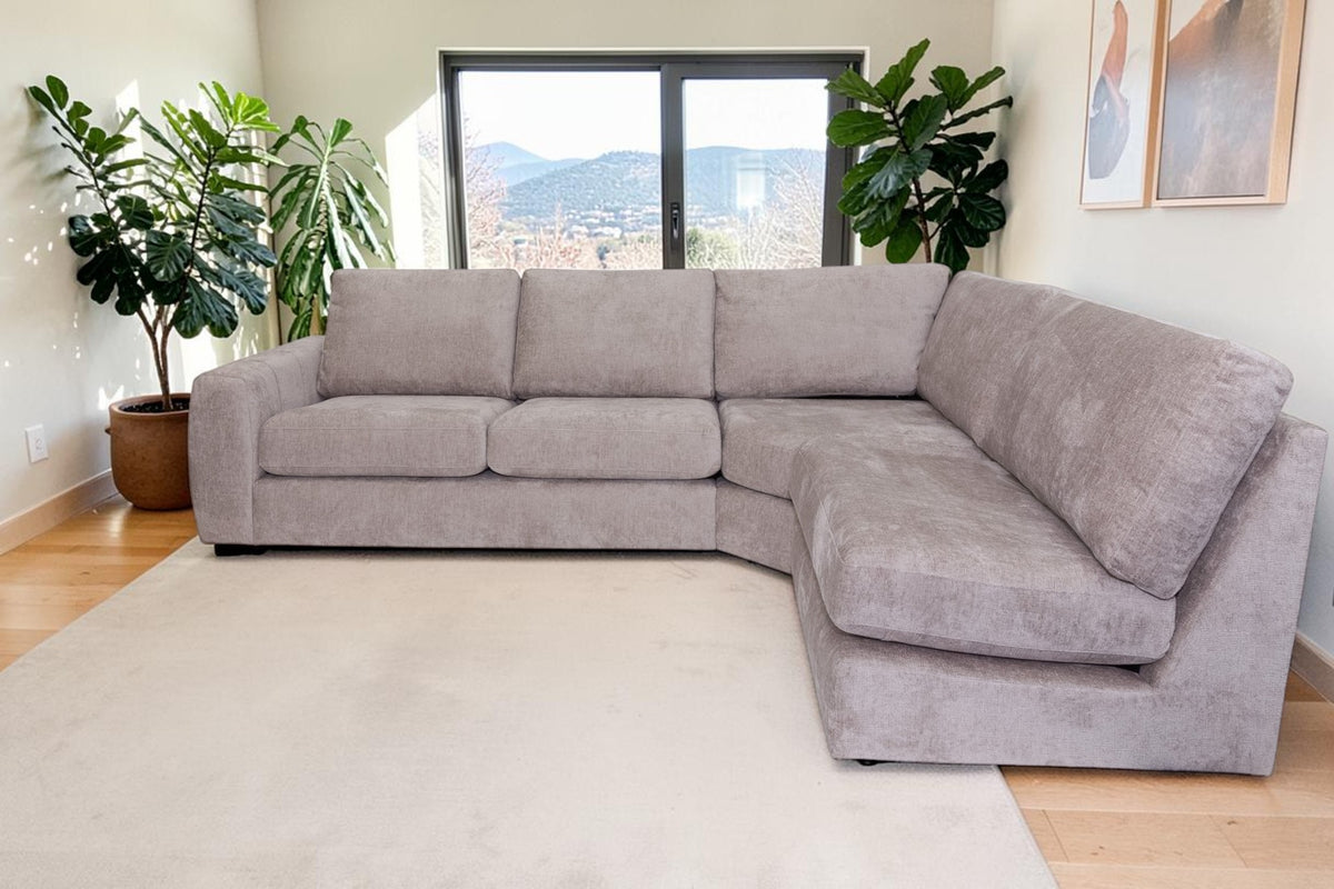 Rosen - Corner Suite with Ottoman