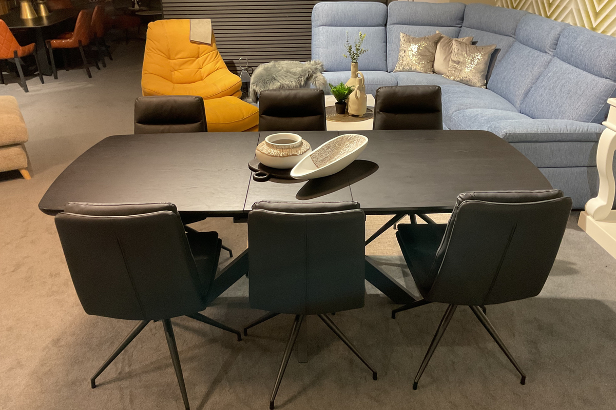Fiji - Black Extension 1.6-2 Dining Table